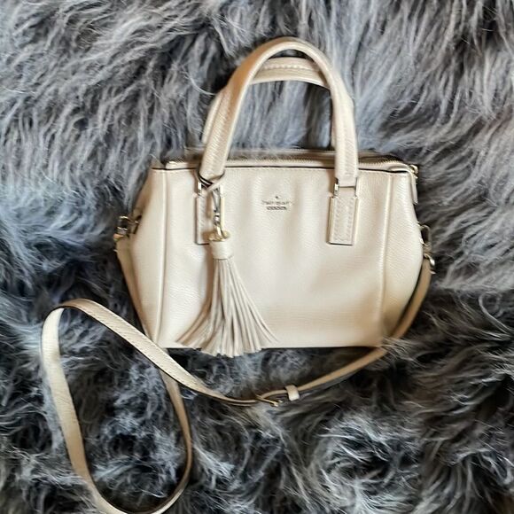 KATE SPADE NEW YORK
Small Tassel-Trim Leather Satchel in SOFT LIMESTONE - Picture 4 of 12